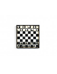 Jocs de taula escacs... 2